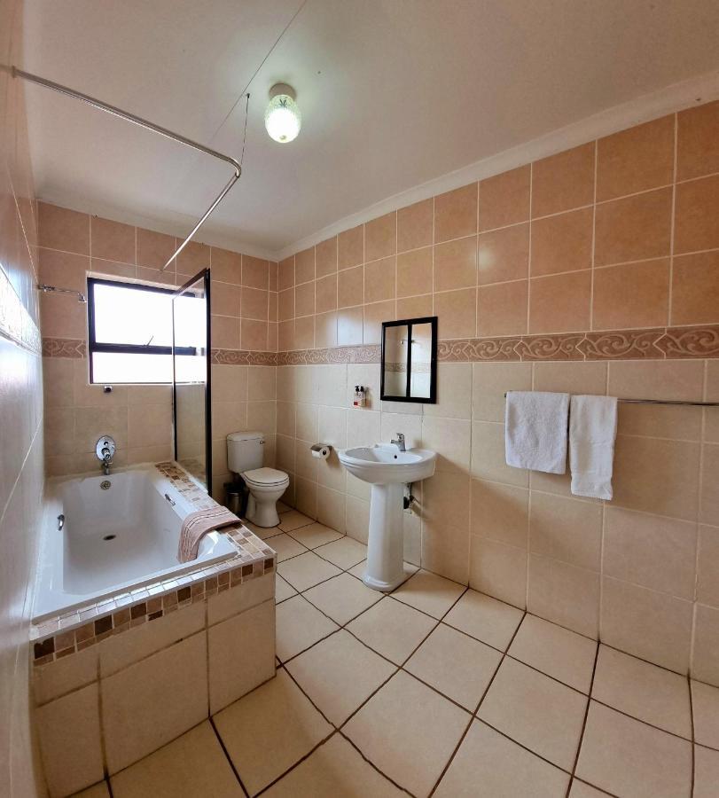 Asda Guesthouse Mogwase Εξωτερικό φωτογραφία