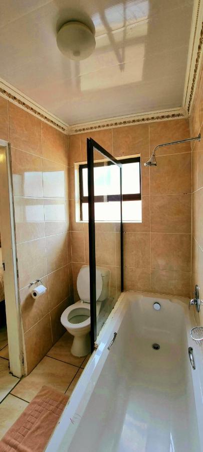 Asda Guesthouse Mogwase Εξωτερικό φωτογραφία